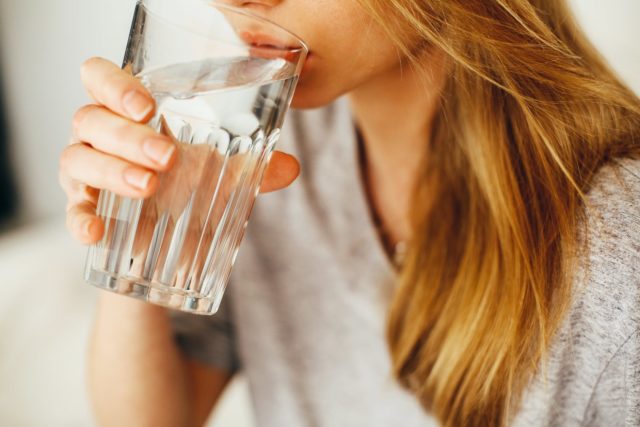 drinking water, hydration during pregnancy